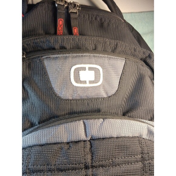 OGIO Renegade RSS Laptop Backpack Outdoors School Workwear Travel Black - Picture 2 of 5